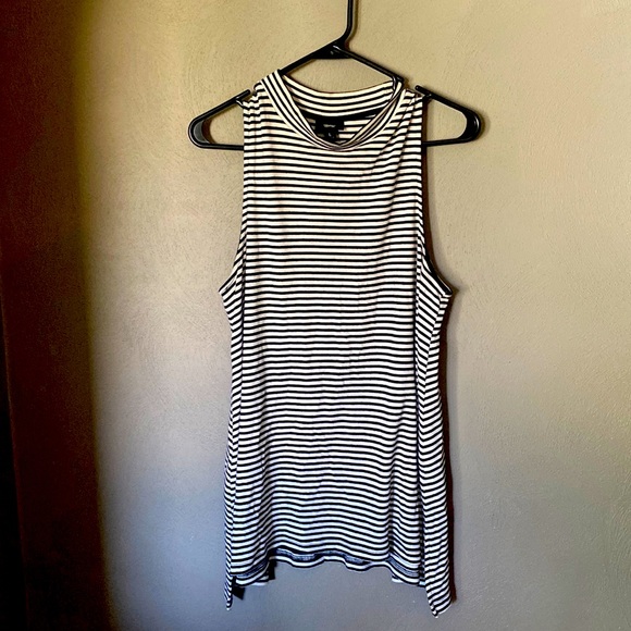 Target black and white turtleneck - Picture 1 of 1